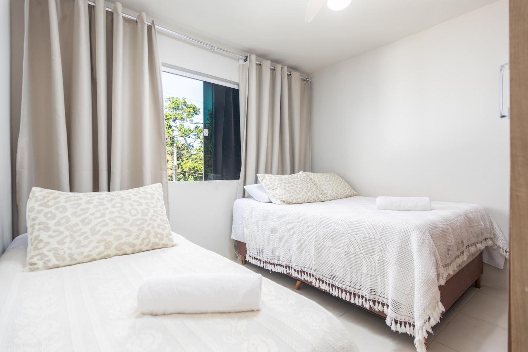 Refugio Tropical Casa De Praia Com Piscina Aquecida E 4 Suites E Garagem 3 Carros, 800 Mtrs Da Praia Internet 700 Mbps, Condominio Privado Com Pista De Skate , Quadra De Futevolei , Campos E Quadras De Futebol! Cabo Frio Esterno foto